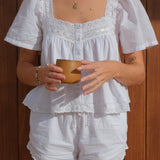 Juni Shorts White